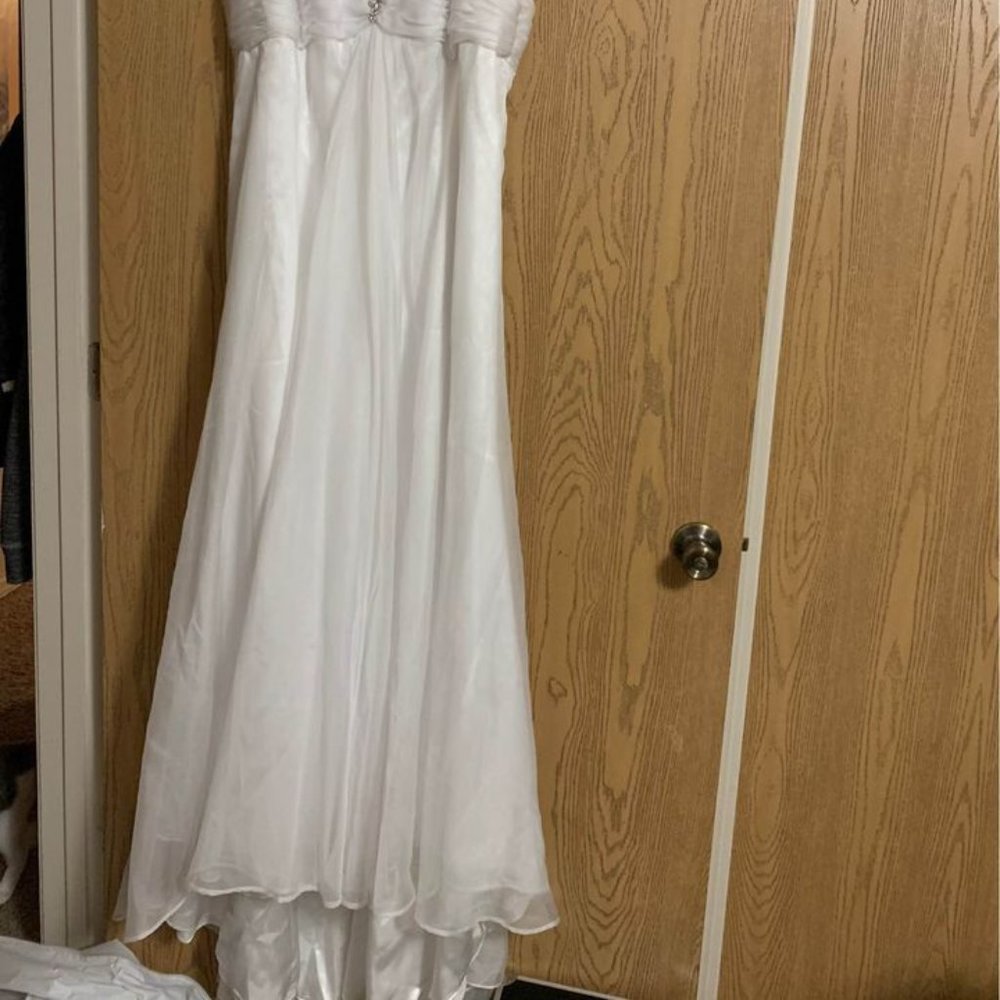 Davids Bridal Wedding Dress
